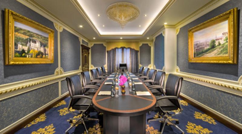 Hotel Royal Rose Abu Dhabi, A Curio Collection By Hilton Affiliated