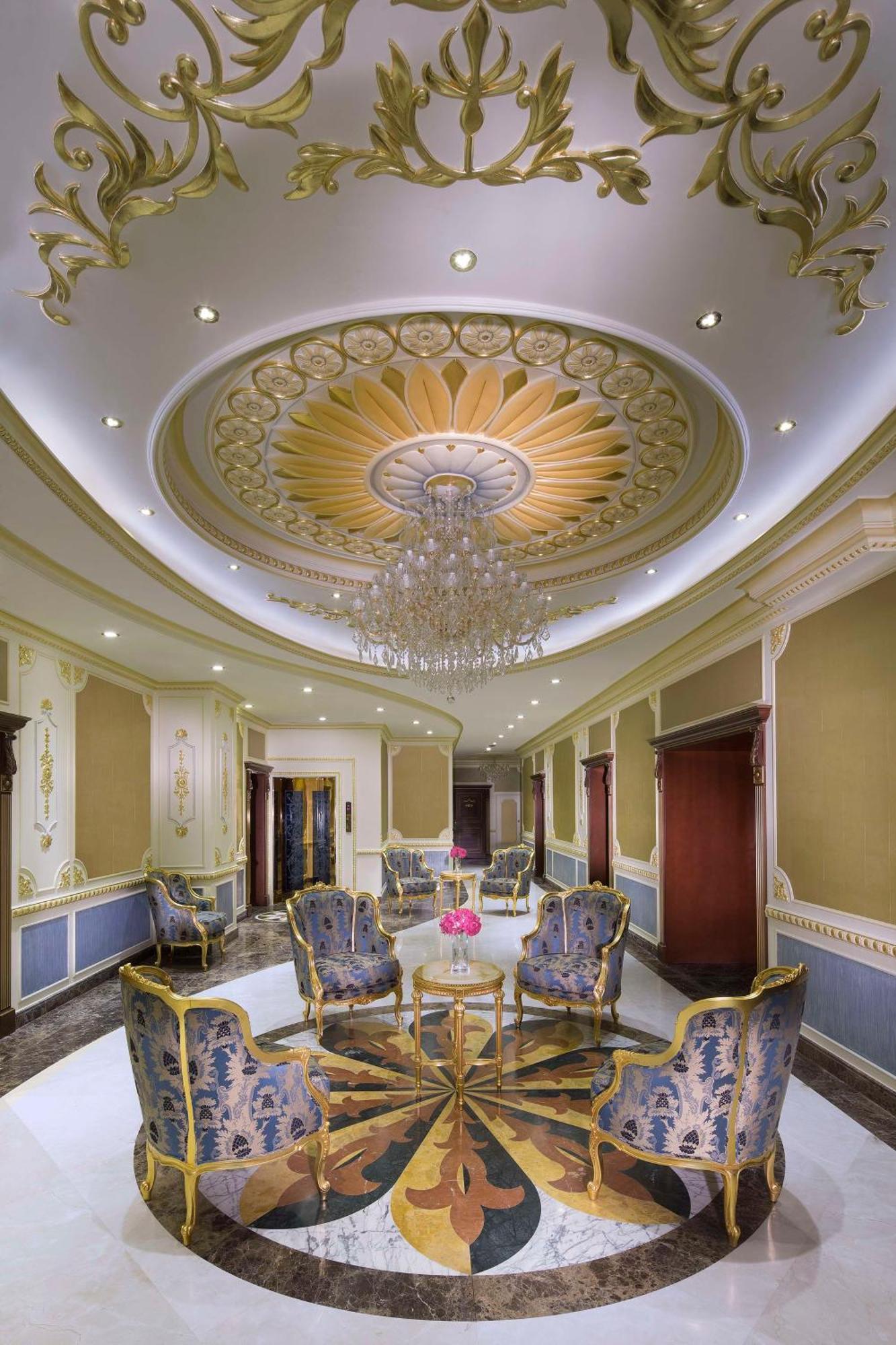 Royal Rose Abu Dhabi, A Curio Collection By Hilton Affiliated 5* Abu Dhabi