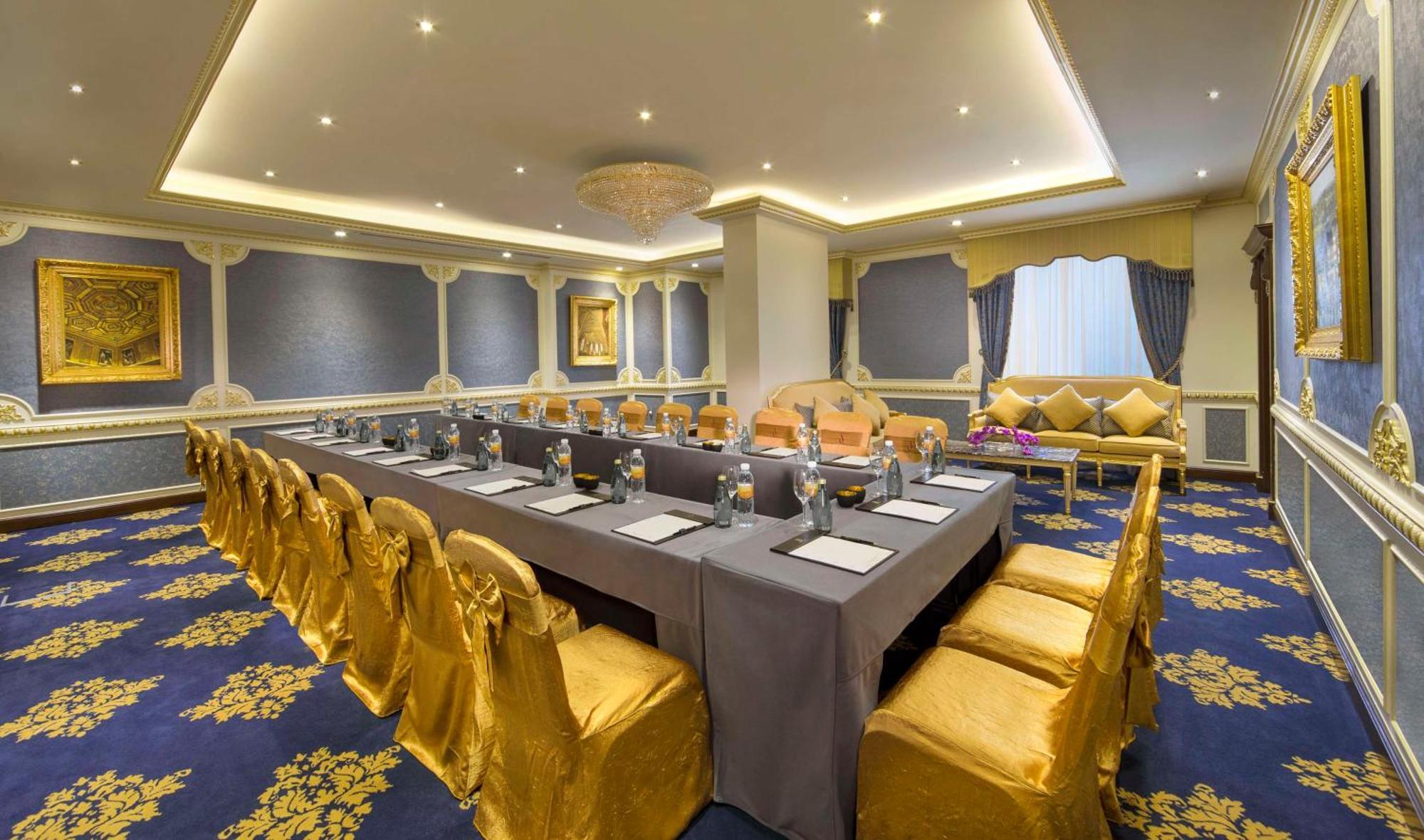 Royal Rose Abu Dhabi, A Curio Collection By Hilton Affiliated Hotel Abu Dhabi