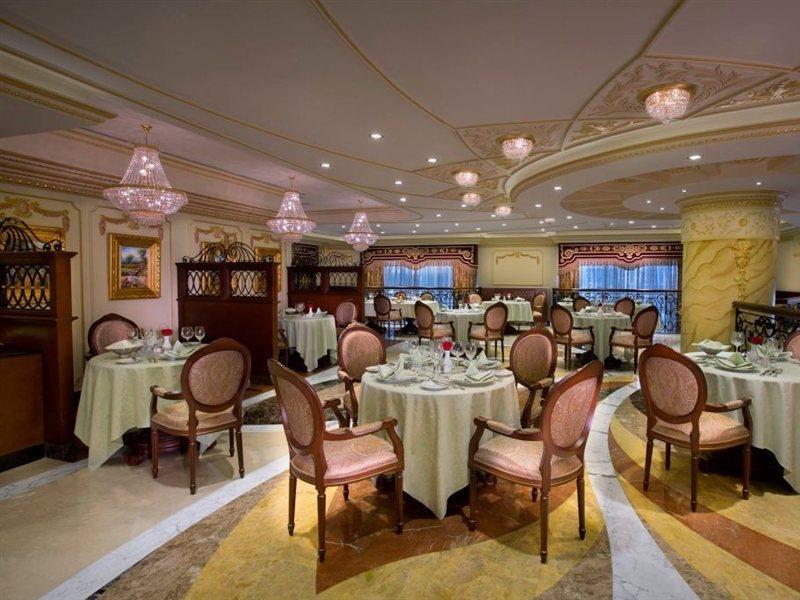Royal Rose Abu Dhabi, A Curio Collection By Hilton Affiliated Hotel 5*